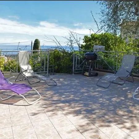 Eden Cap Villa *